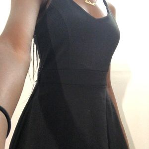 Black cocktail dress (worn once)